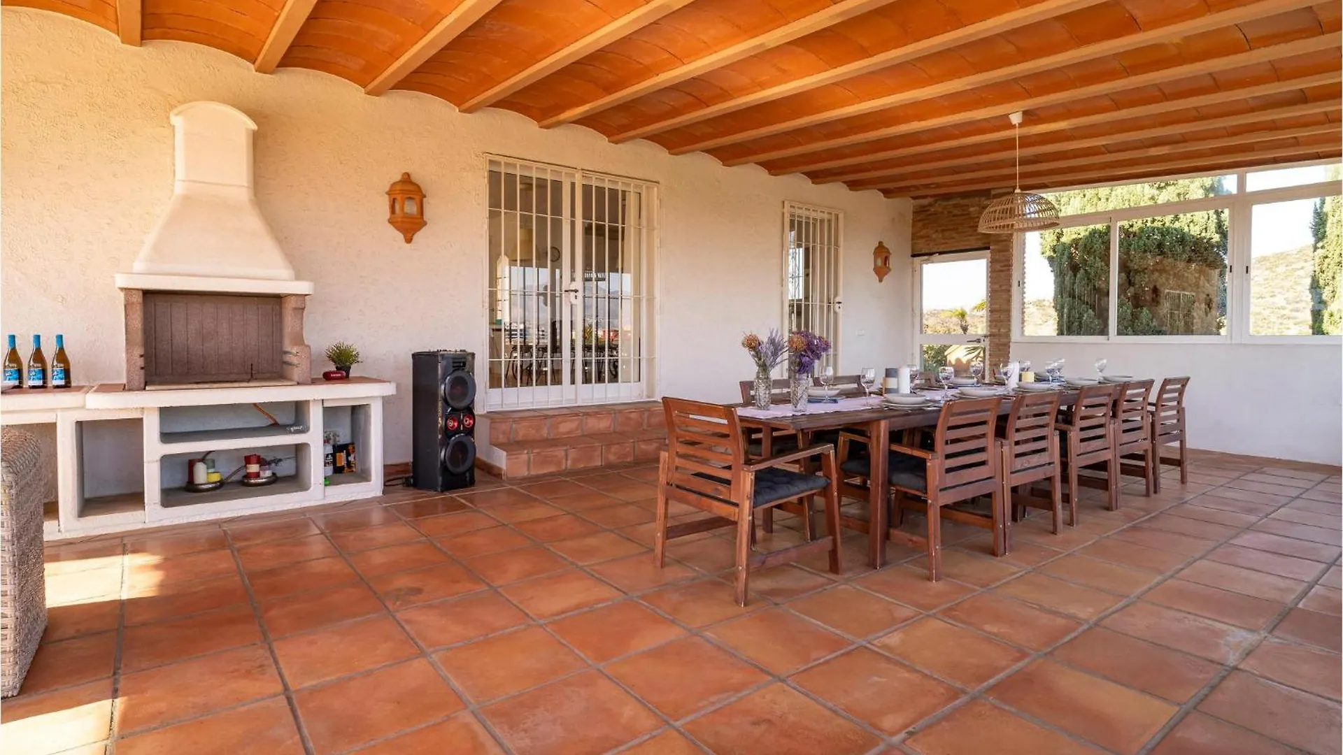 6 Bedroom Stunning Home In Las Lagunas De Mijas Fuengirola Spain