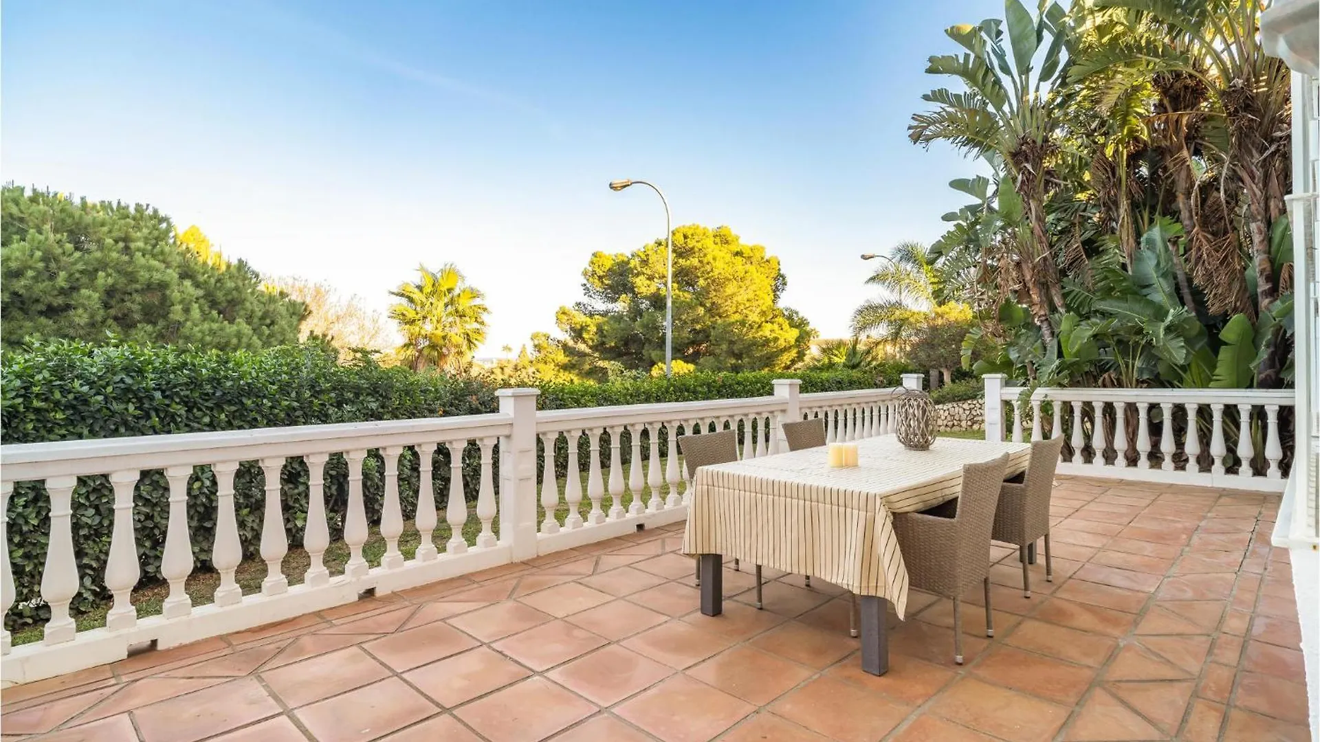 6 Bedroom Stunning Home In Las Lagunas De Mijas Fuengirola Holiday home