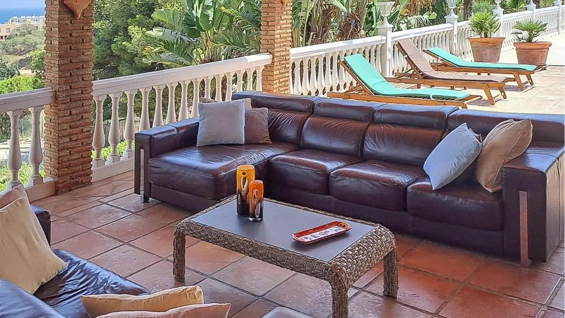 6 Bedroom Stunning Home In Las Lagunas De Mijas Fuengirola
